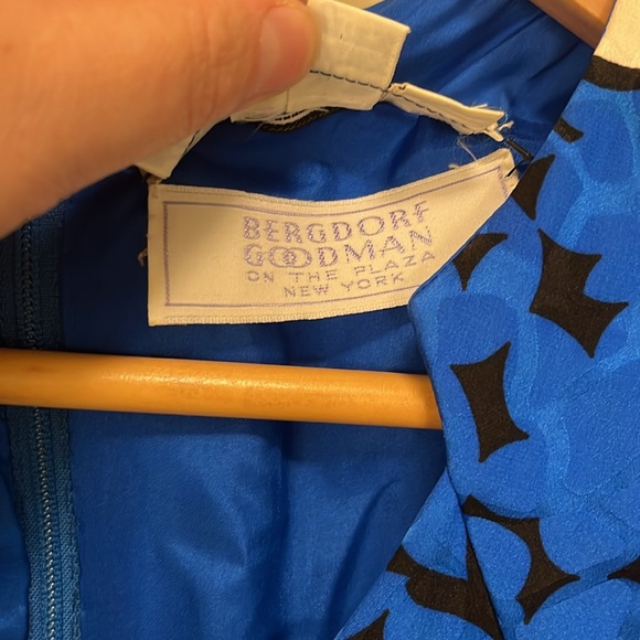 Carolina Herrera silk vintage long sleeve dress - in great used condition - Picture 10 of 11